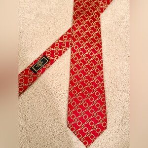 FENDI Vintage 100% Silk Made In Italy Red W/ Gold Pattern Men’s Neck-Tie